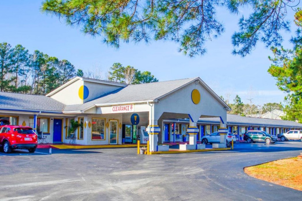 Sportsman Inn by OYO US Hwy-64 1/42