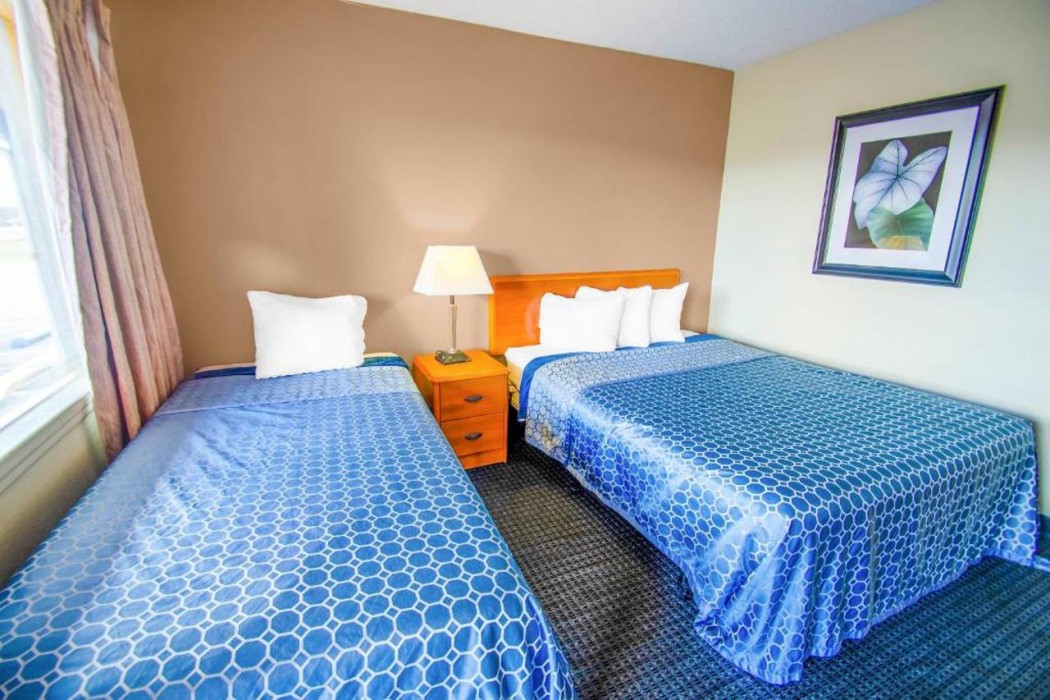 Sportsman Inn by OYO US Hwy-64 12/42