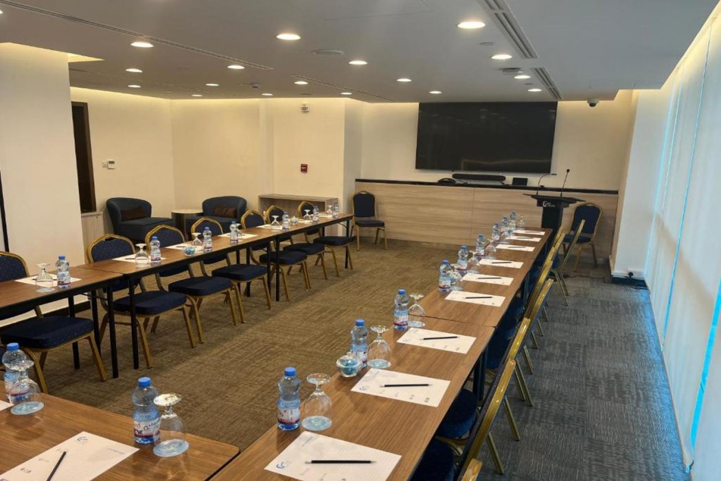 C - Hotel and Suites Doha 19/50