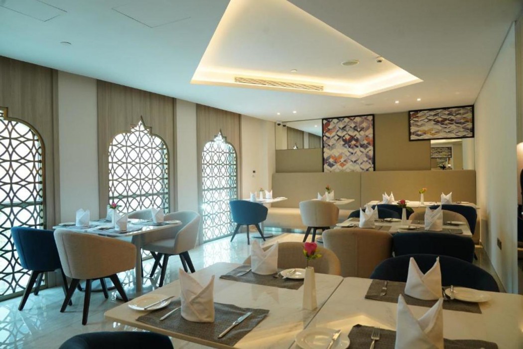 C - Hotel and Suites Doha 32/50