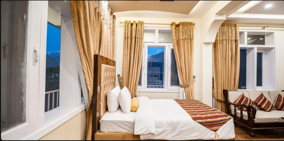 Legend Hotel Hunza 6/17