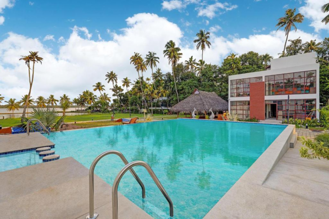 Club Mahindra Arookutty 29/47
