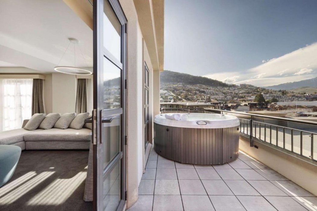 Sofitel Queenstown Hotel and Spa 26/58