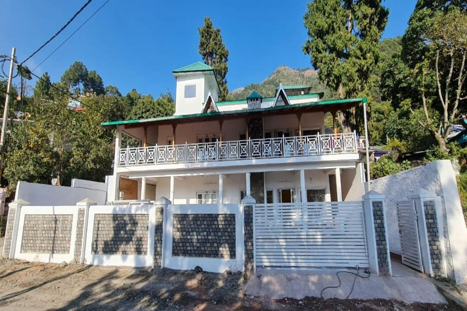 BluSalzz Villas - The Green Roof, Bhimtal - Uttarakhand by ZUZU 7/25