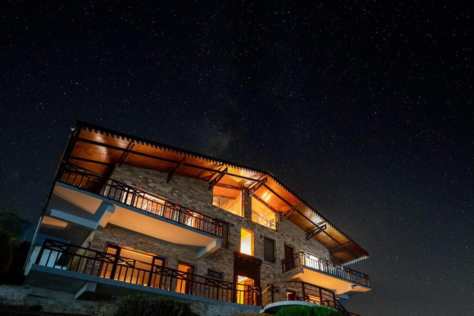 BluSalzz Homes - The Himalayan Bungalow, Almora - Uttarakhand by ZUZU 6/49