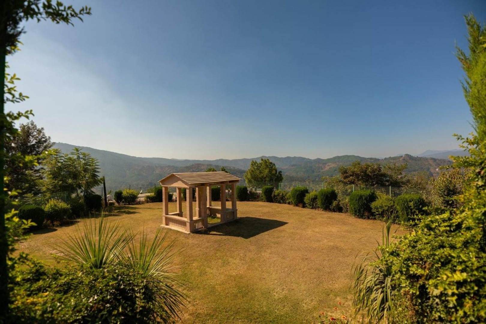 BluSalzz Homes - The Himalayan Bungalow, Almora - Uttarakhand by ZUZU 23/49