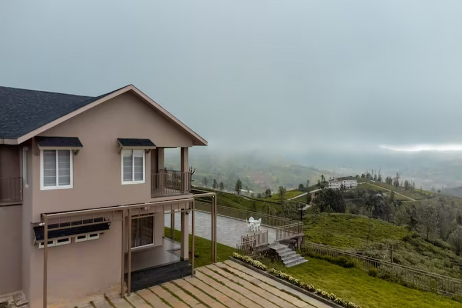 BluSalzz Manor - Nilgiri Valley, Ooty - Tamil Nadu by ZUZU in COONOOR