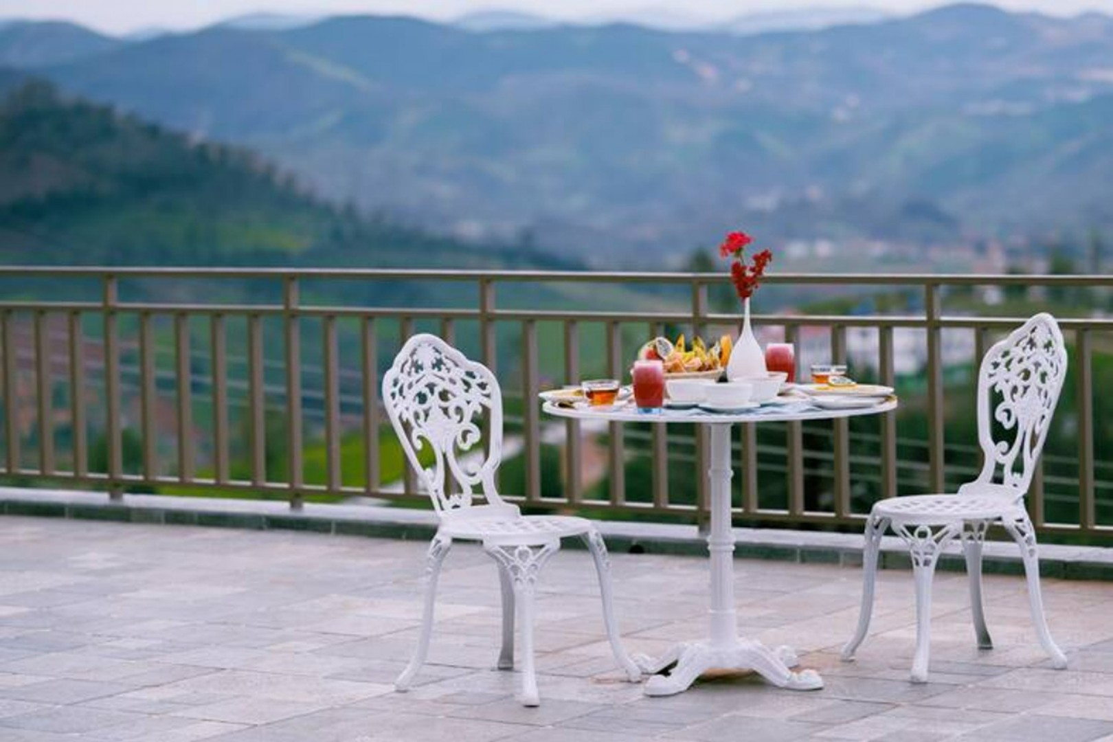 BluSalzz Manor - Nilgiri Valley, Ooty - Tamil Nadu by ZUZU 17/18
