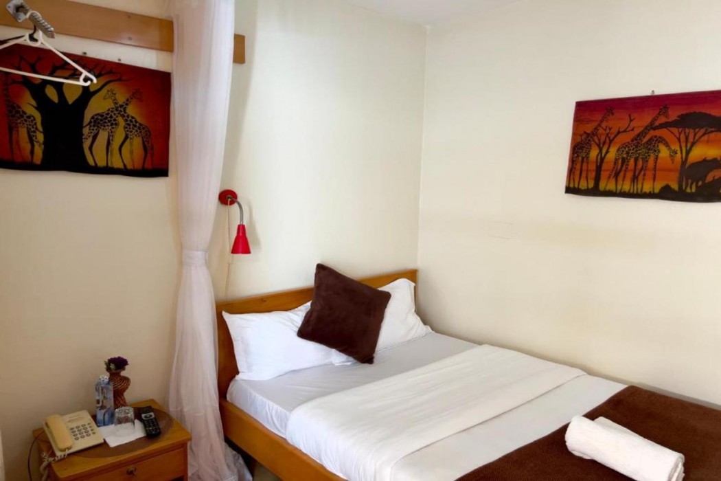 Room at Sunset hotel Entebbe, ENTEBBE