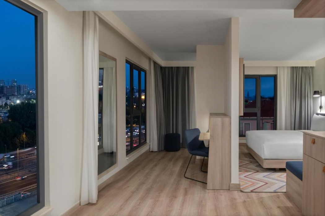 Hampton by Hilton Istanbul Merter 9/23