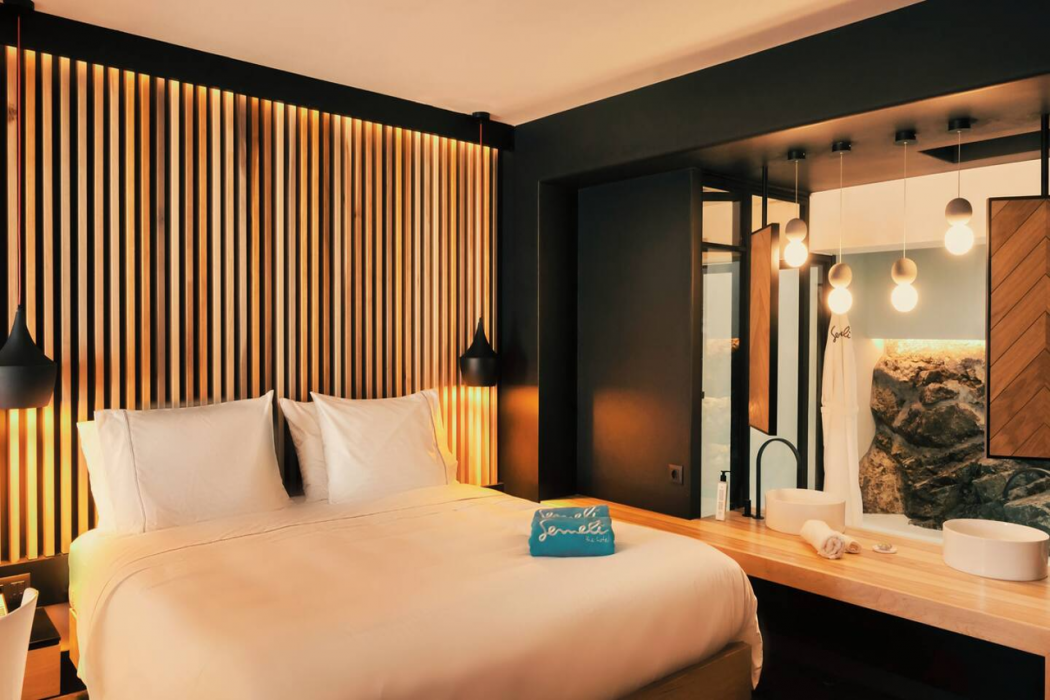 Semeli Coast Mykonos, Curio Collection by Hilton 13/62