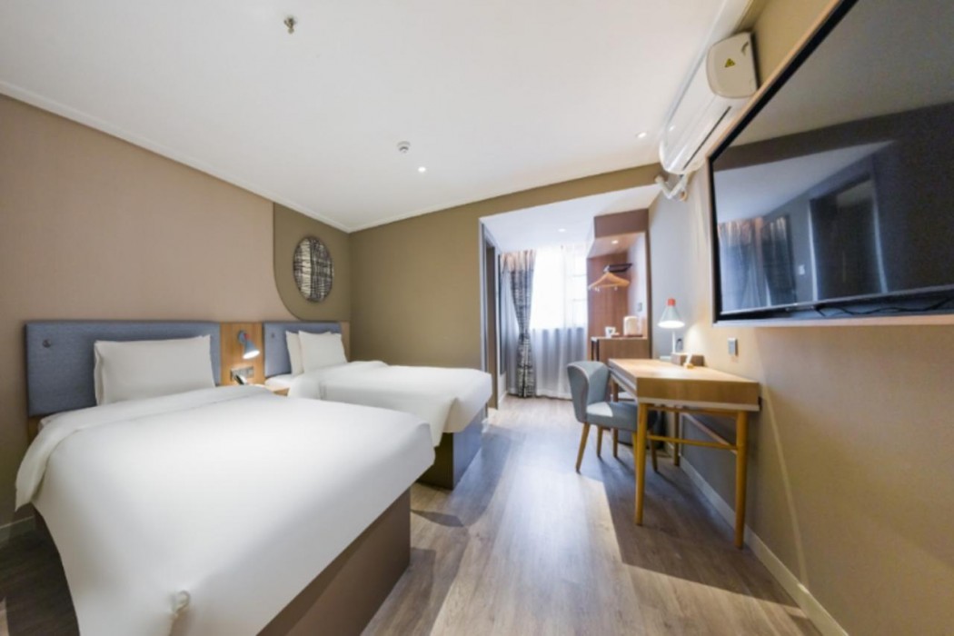Homeinn Neo (Shenzhen Futian Convention center Zhu Zi Lin Metro Station) 10/17