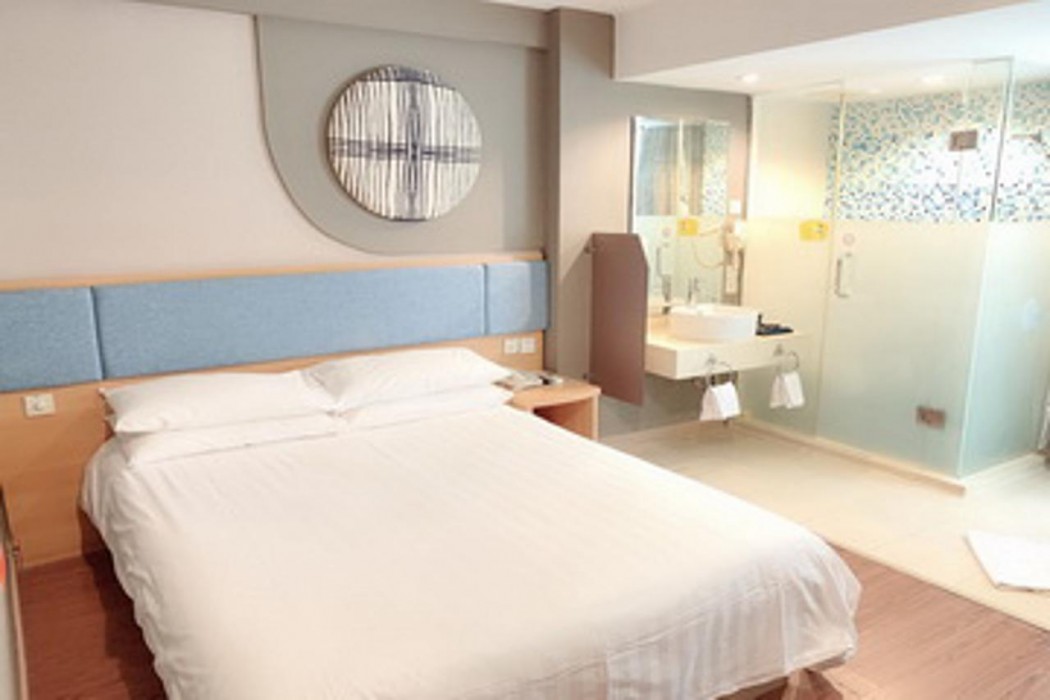 Homeinn Neo (Shenzhen Futian Convention center Zhu Zi Lin Metro Station) 4/17