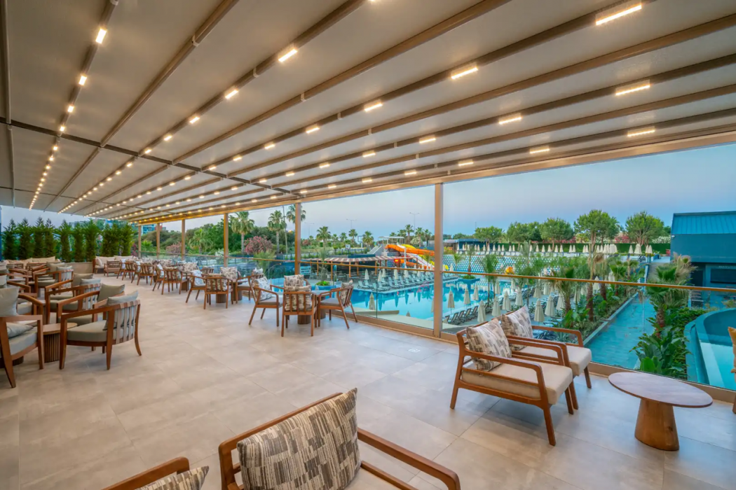 Vox Maris Resort 62/104