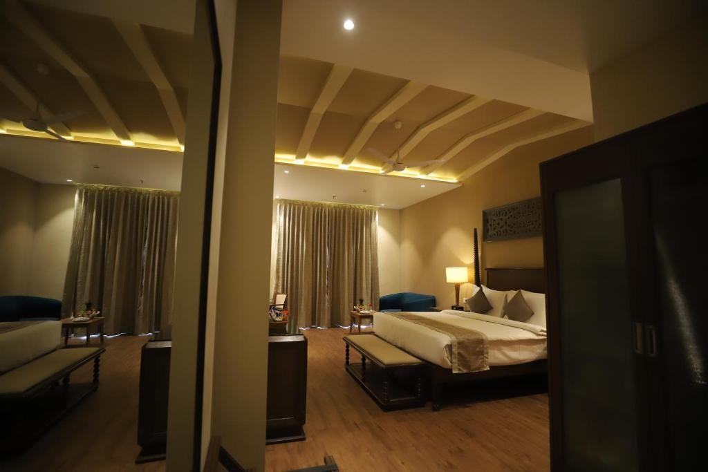 Essentia Luxury Resort & Spa Udaipur 13/61