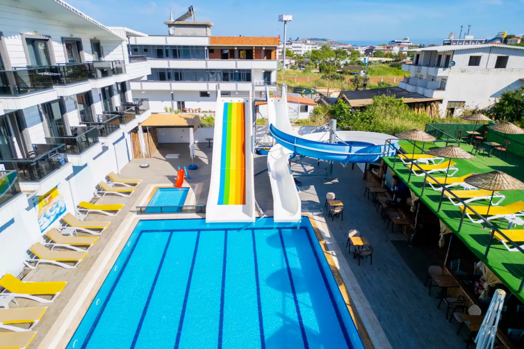 Atas Aqua Otel Avsa 36/51