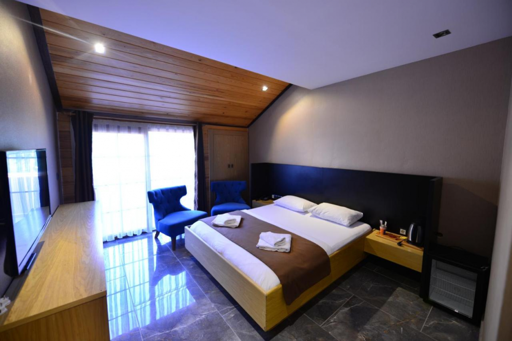 Inanlar Deluxe Hotel 7/60
