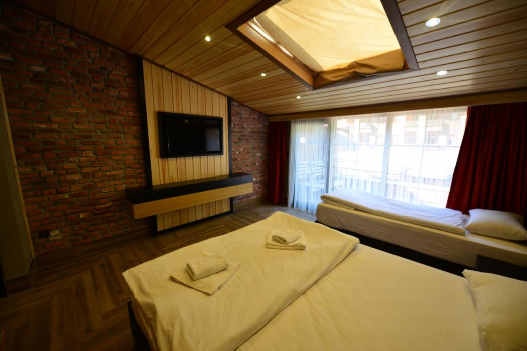 Inanlar Deluxe Hotel 9/60