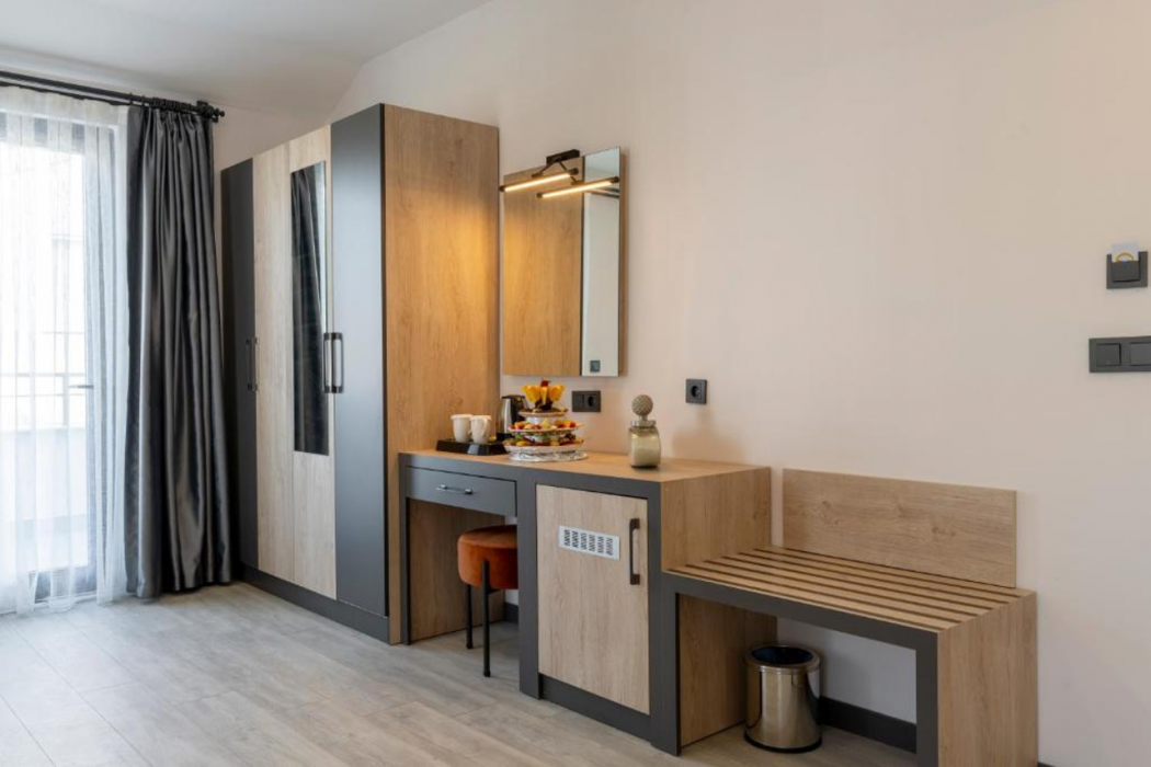 Irenic Hotel 14/49
