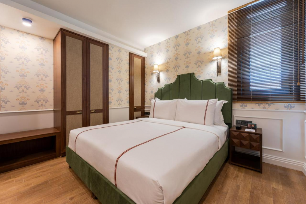 Khai Hotel Karakoy 13/60