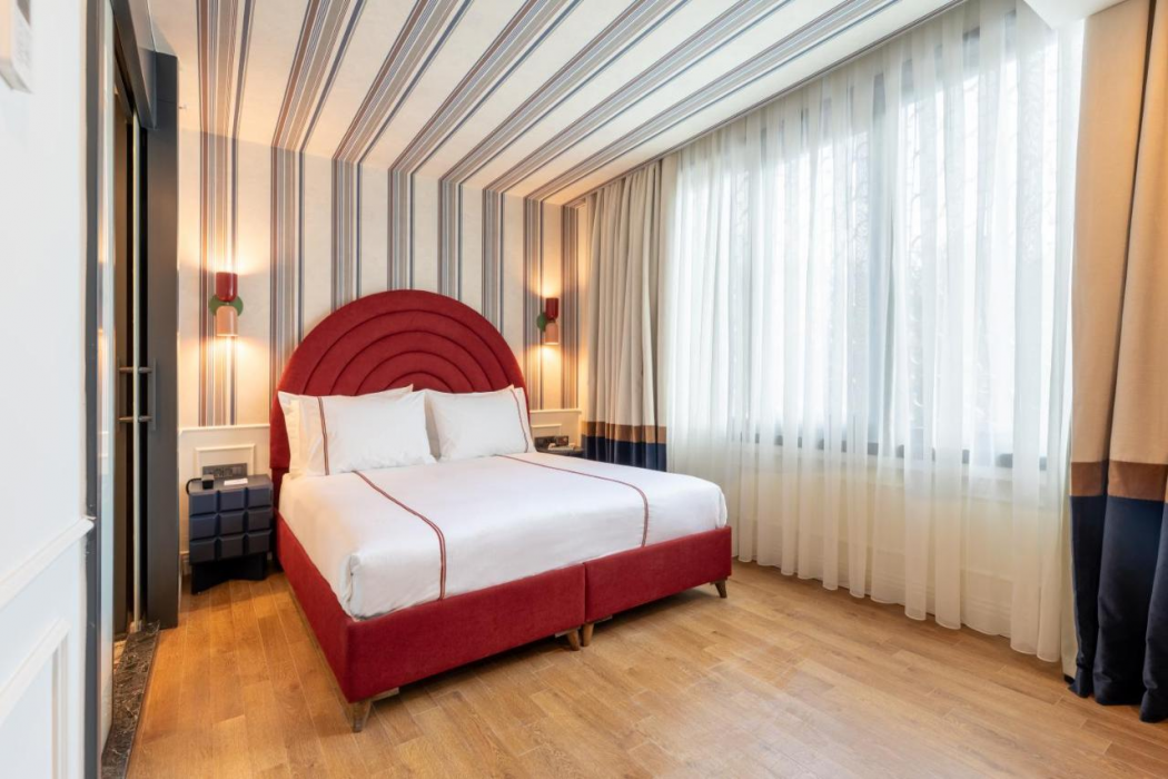 Khai Hotel Karakoy 10/60