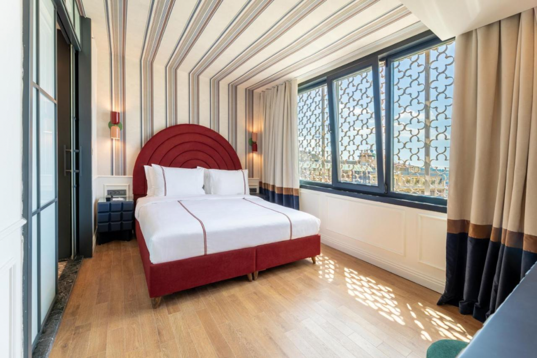 Khai Hotel Karakoy 15/60