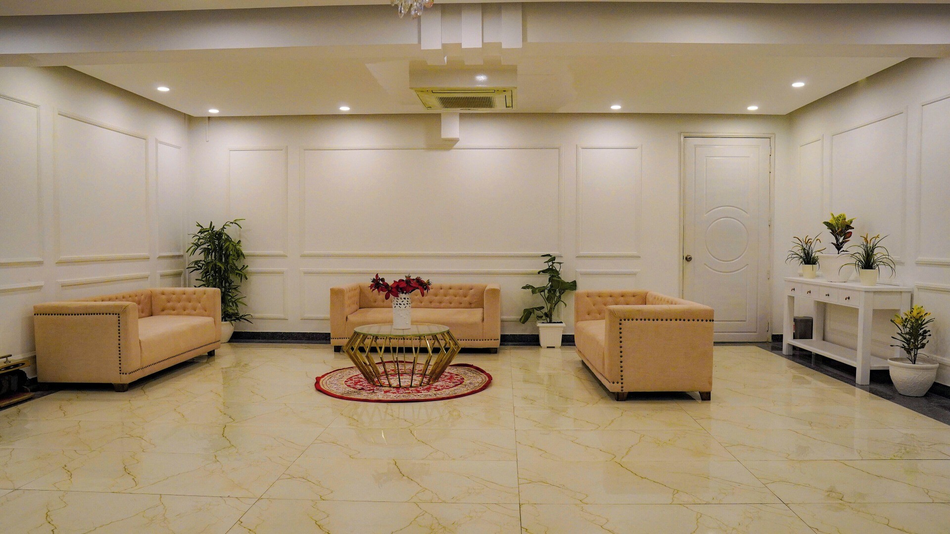 Lobby at Grand Vistana, DHAKA