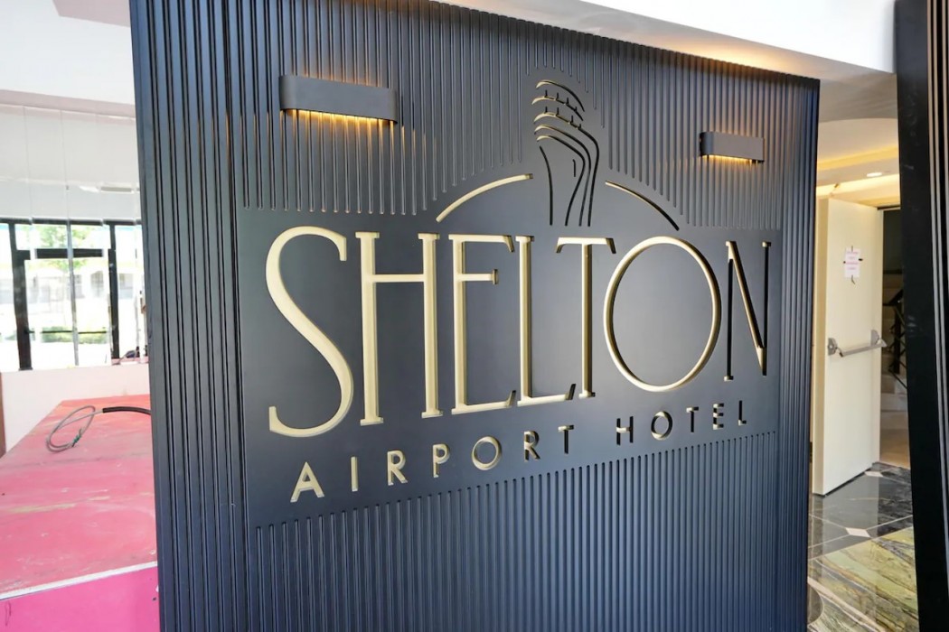 Shelton Airport Otel 41/57