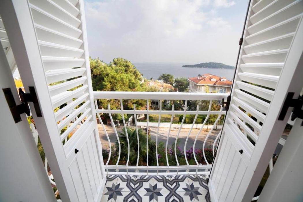 Triada Hotel Buyukada 25/60