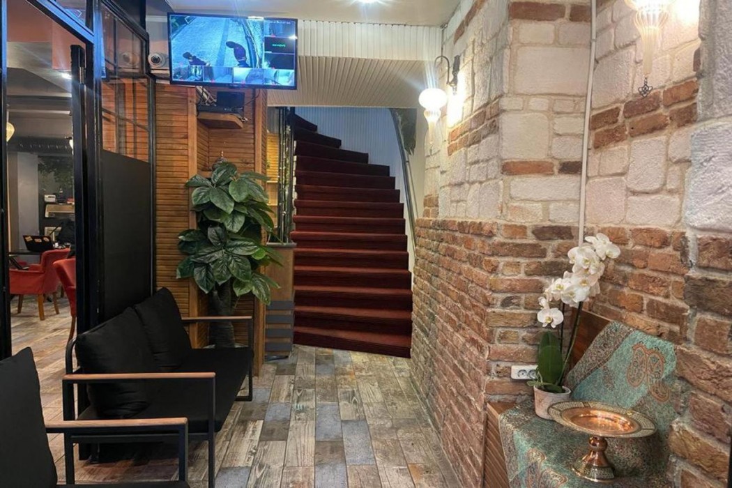 Aysa Hotel 36/58
