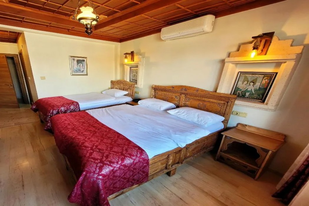Saruhan Hotel 14/57