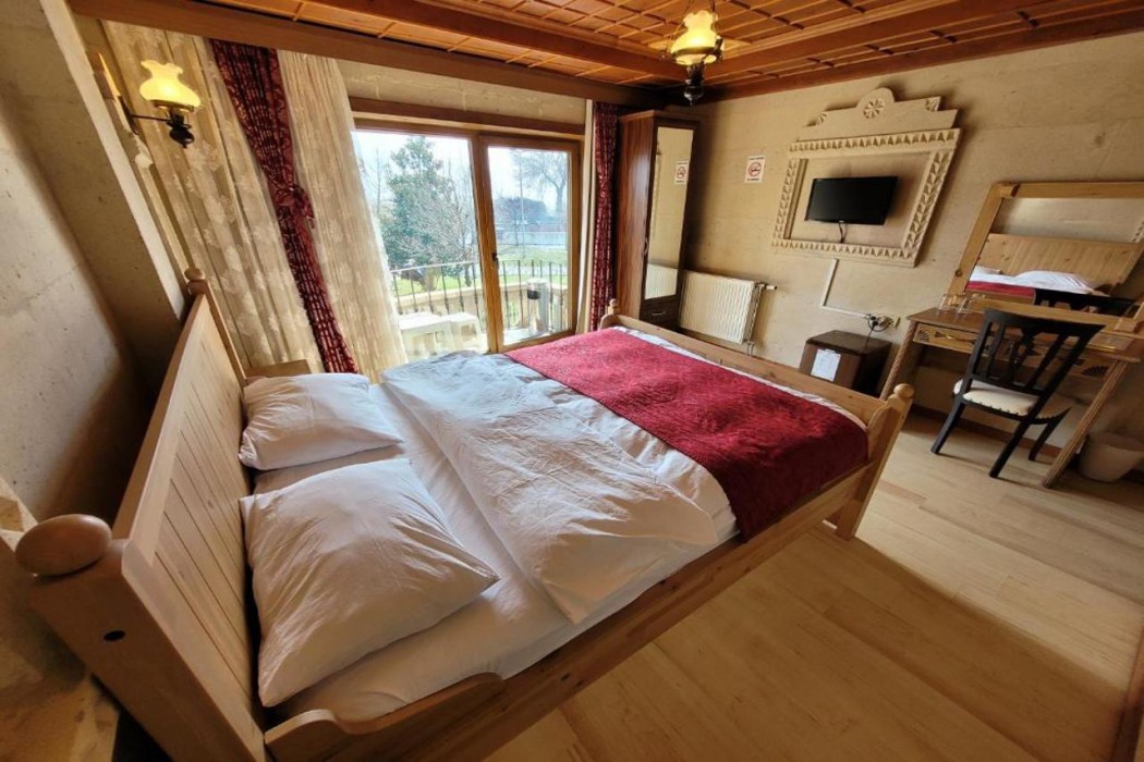 Saruhan Hotel 16/57