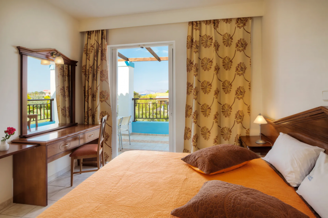Corali Hotel 18/63