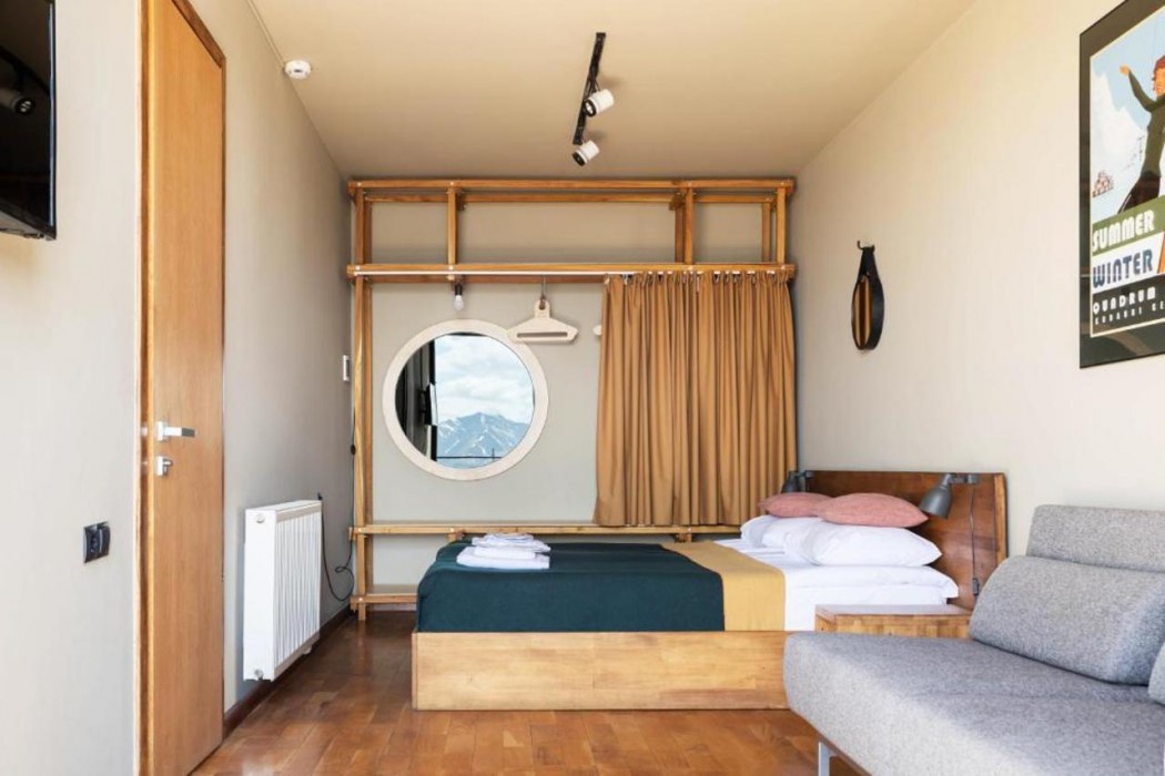 Quadrum Ski & Yoga Resort 11/68