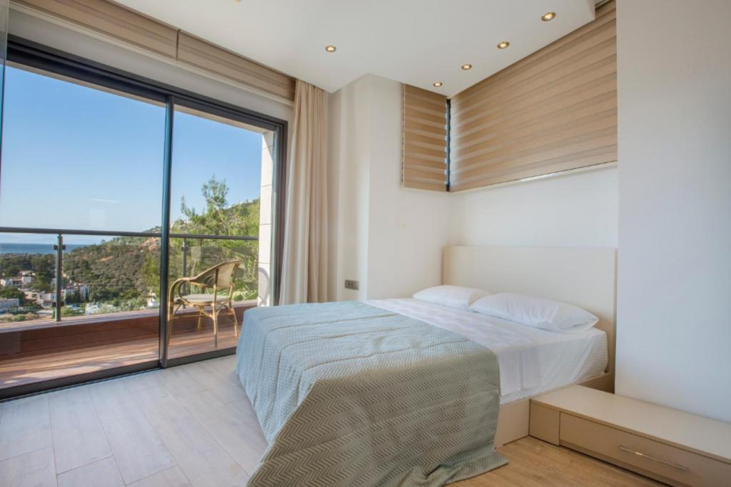 Alya Sierra Bodrum 13/60
