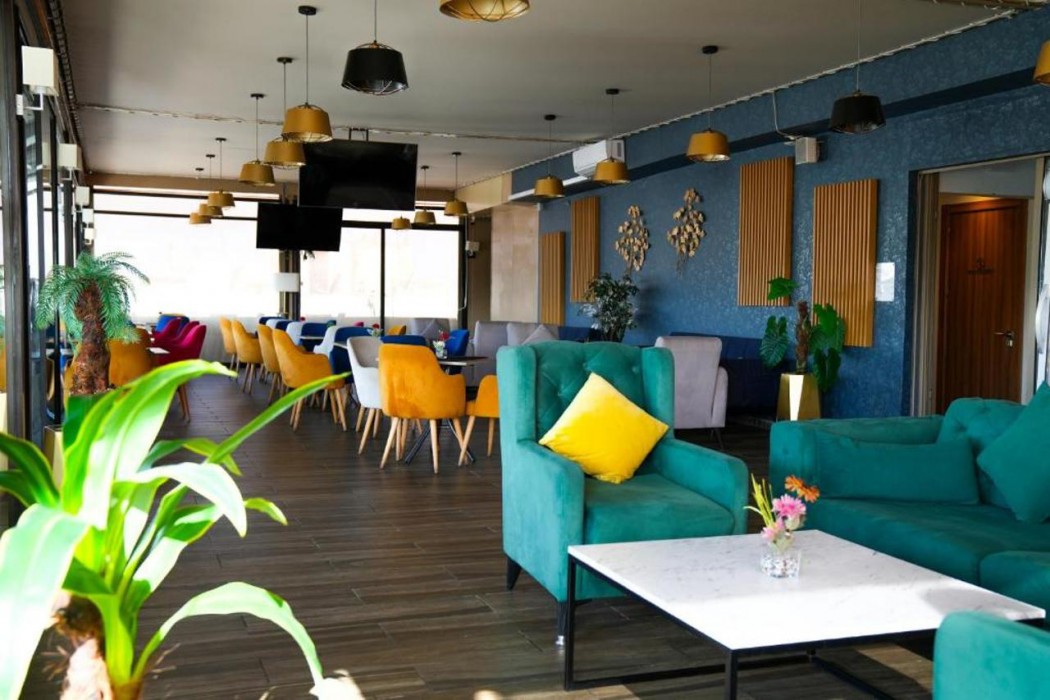 First Suites Hotel 26/35