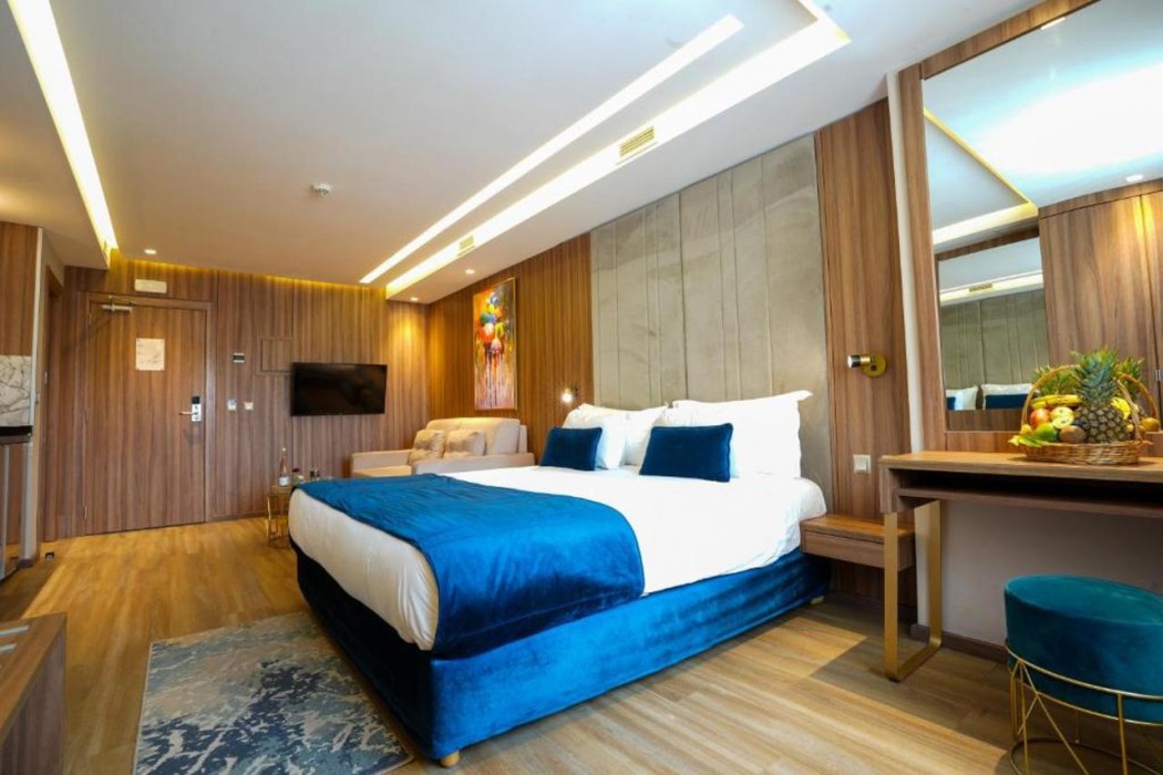 First Suites Hotel 10/35