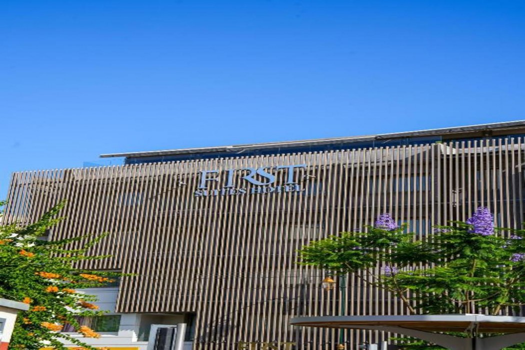First Suites Hotel 2/35