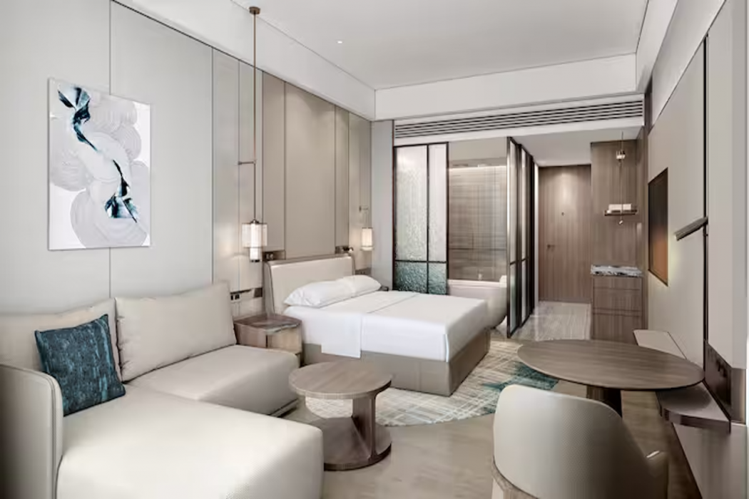 DoubleTree by Hilton Chengdu Xinglong Lake 10/53