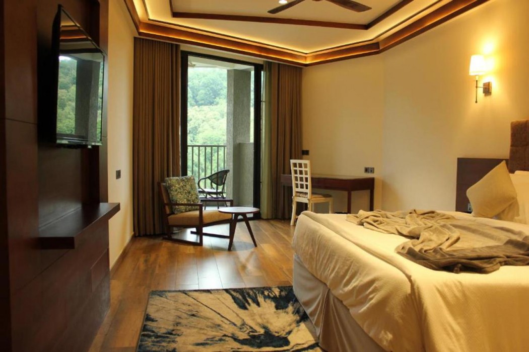Niraamaya Retreats Samroha, Atthirappilly 12/62