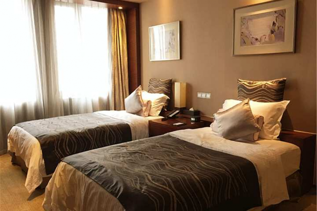 Ramada Plaza Caohejing 6/22