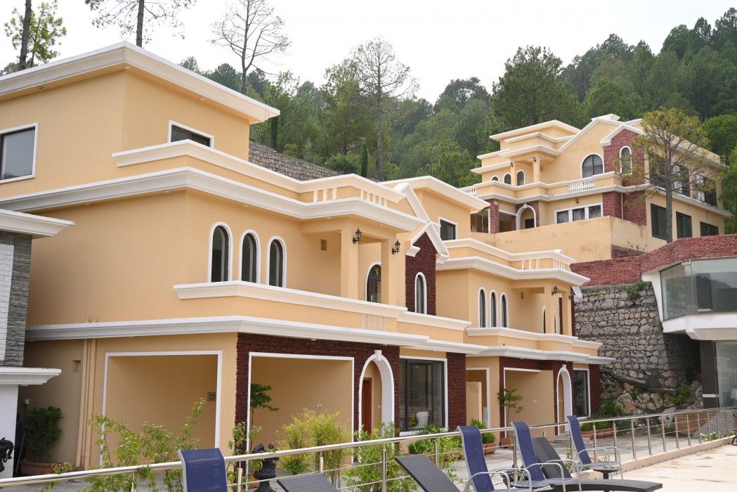 3 Bedrooms Villa