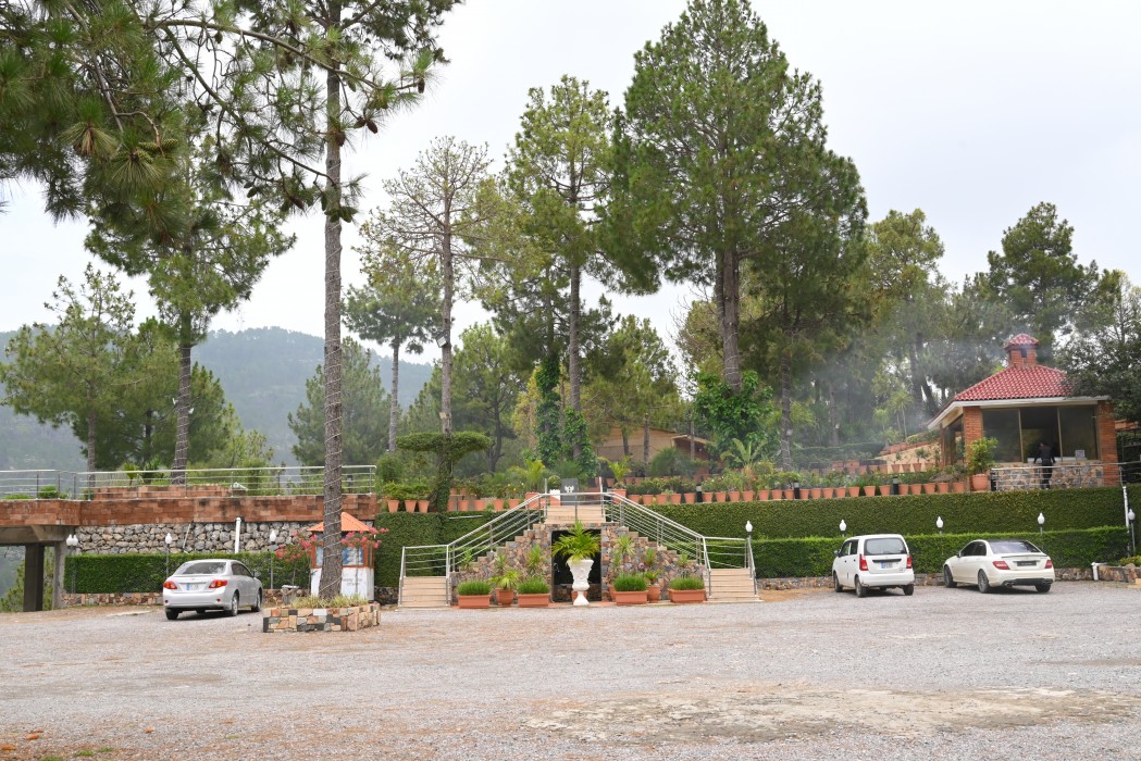 Highland Country Club & Resort 36/36