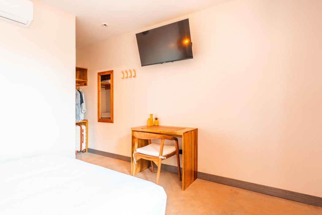 Hotel Bambuda Santa Catalina 10/96