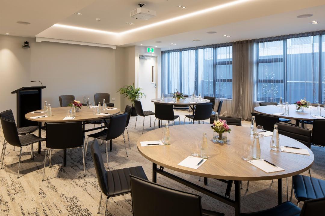 The Mayfair Hotel 36/72