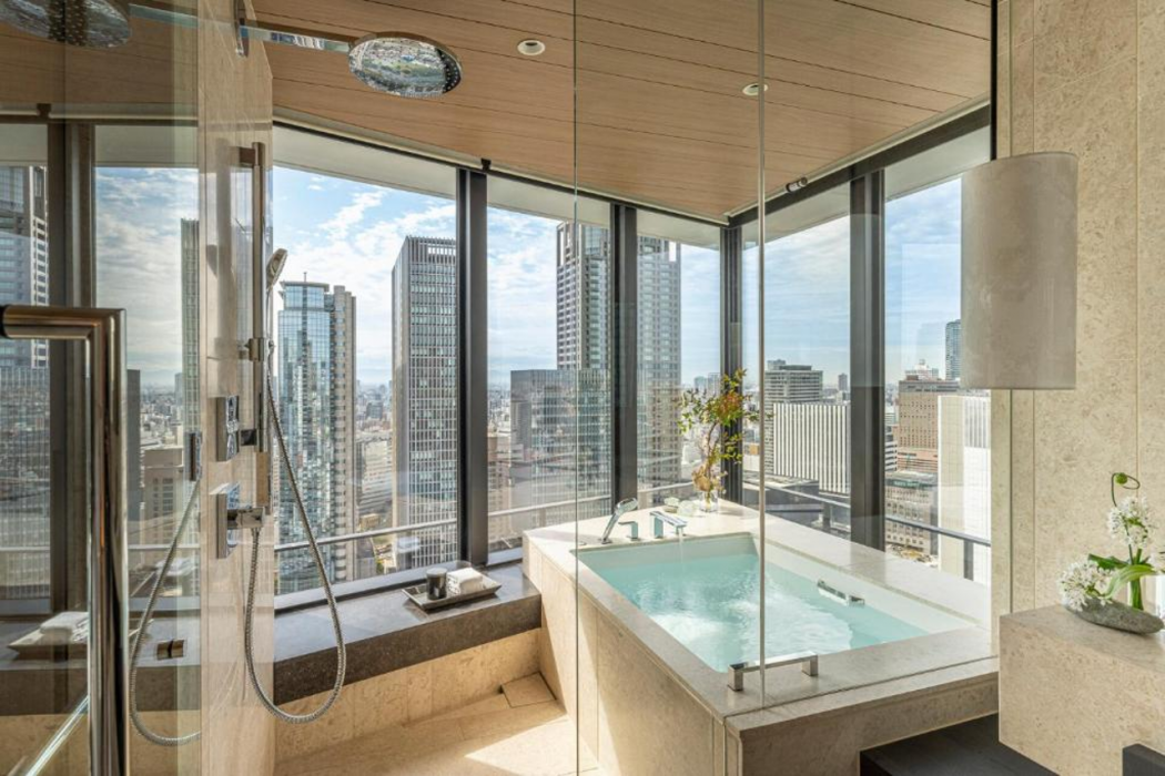Four Seasons Hotel Osaka 8/12