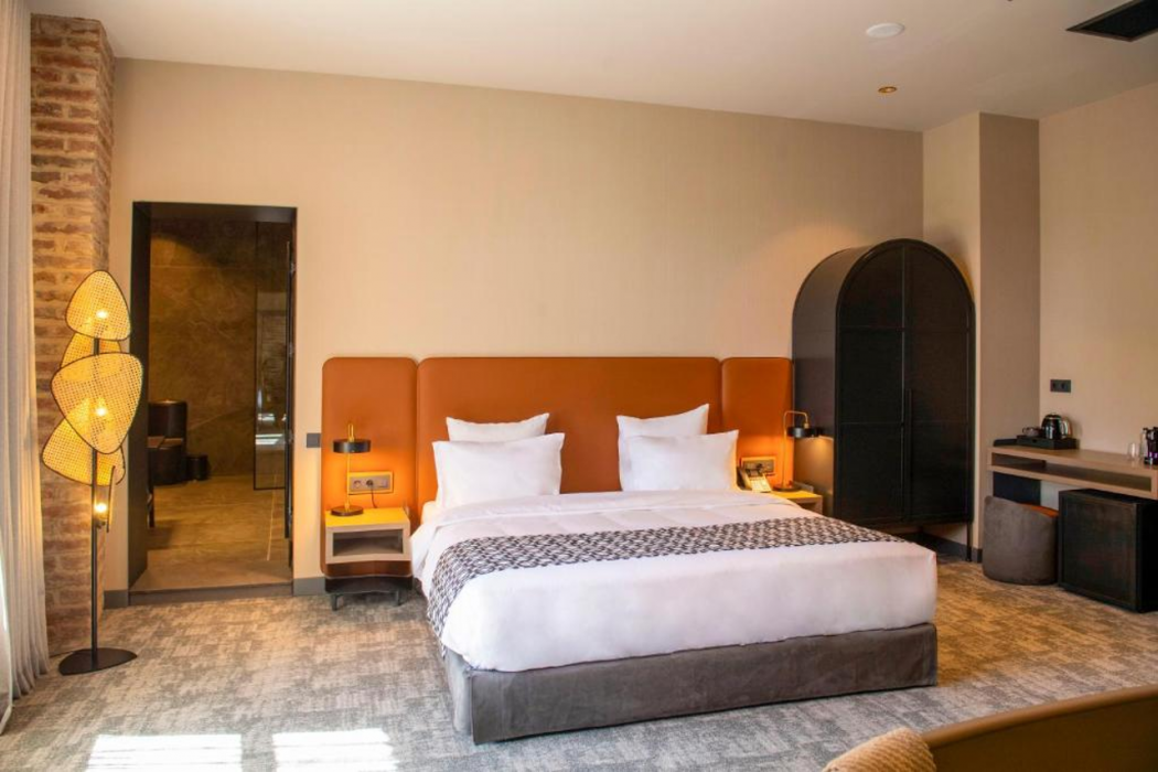 Qarvasla Hotel 15/68