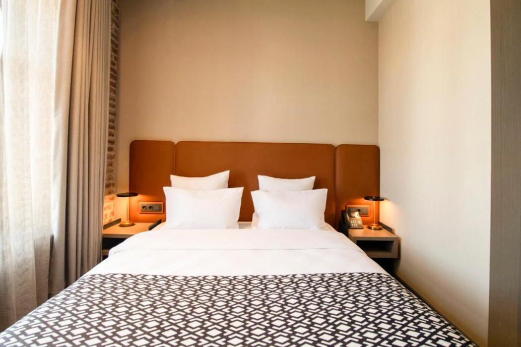 Qarvasla Hotel 14/68
