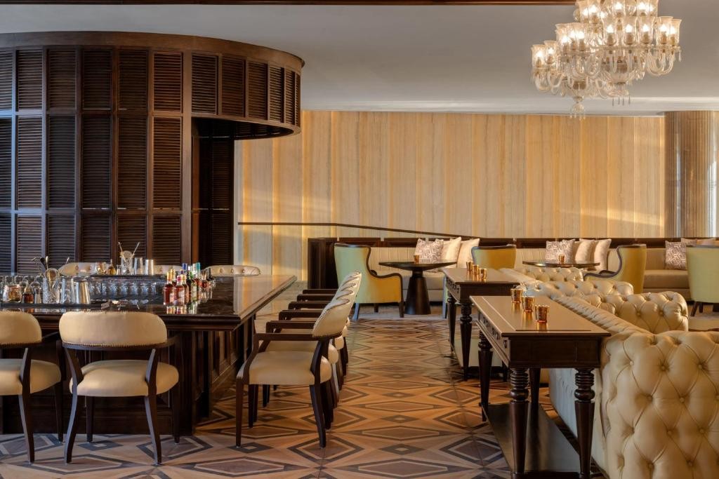 ITC Ratnadipa, a Luxury Collection Hotel, Colombo 25/81
