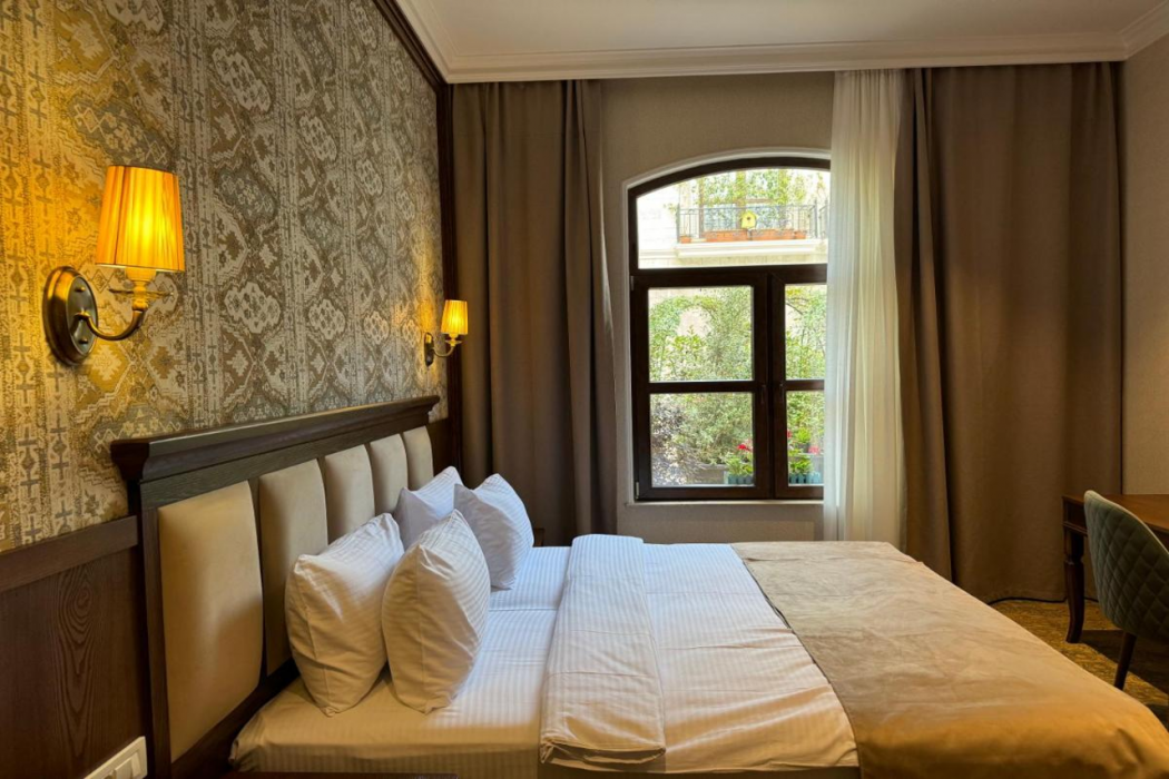 Midway Baku Hotel 25/68